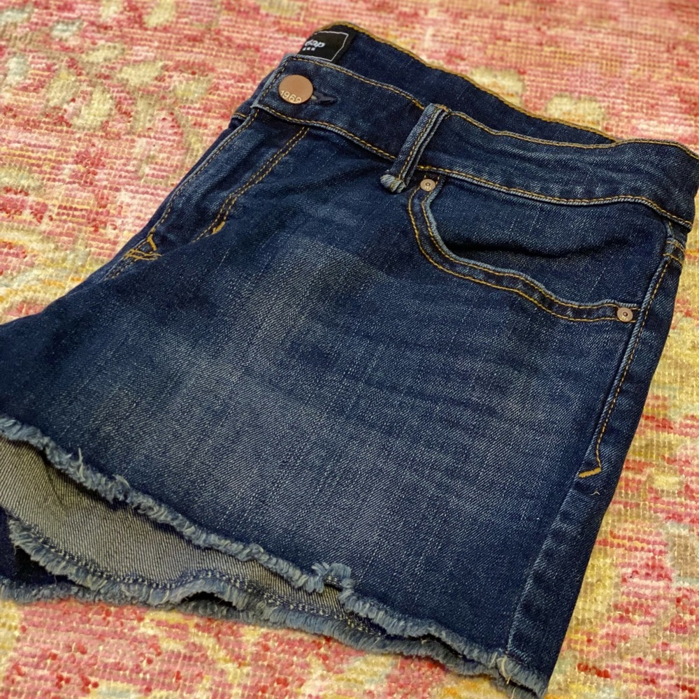 NEW Gap denim shorts!